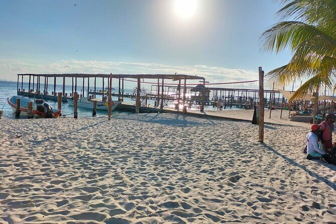 Playa del Carmen: Catamaran Unlimited Tour to Isla Mujeres - The Beach Club and Lunch