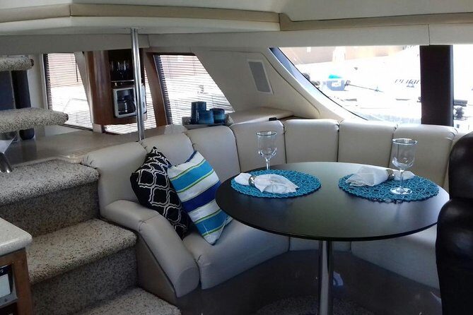 Playa Mujeres rent a Yacht 4hrs with Food and drinks aboard CA55 - Final Thoughts: Who Should Consider This Yacht Tour?