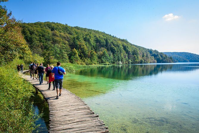 Plitvice Lakes group tour from Split or Trogir (Included: Entry Ticket) - Exploring the Plitvice Lakes Group Tour from Split or Trogir: An In-Depth Review