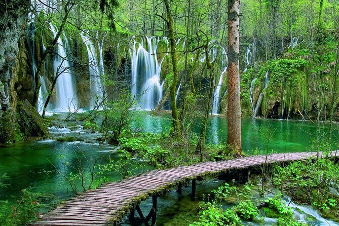 Plitvice Lakes National Park Tour from Zadar - FAQ