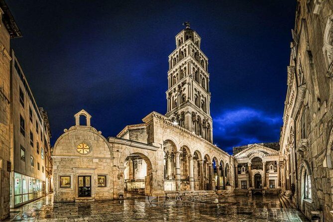 Plitvice Lakes Private Guided Tour from Zagreb with Transfer to Split - Key Points