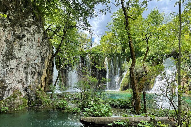 Plitvice Lakes & Rastoke Day Trip from Zagreb with Entry Ticket - Key Points