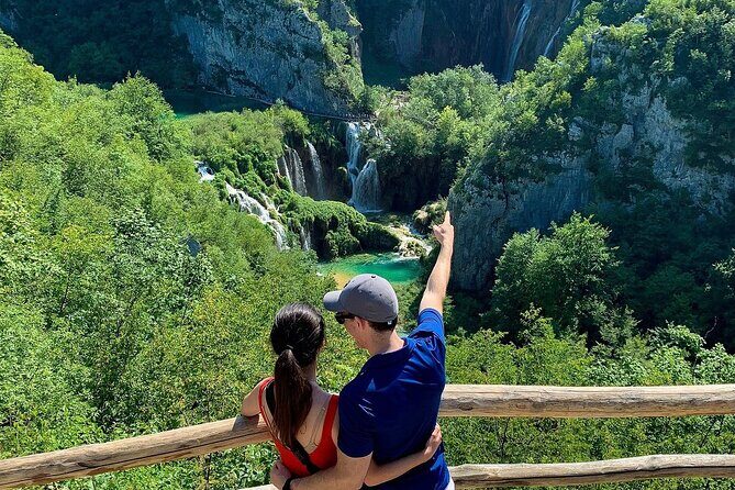 Plitvice Lakes Tour from Split with Entrance Ticket included - FAQ