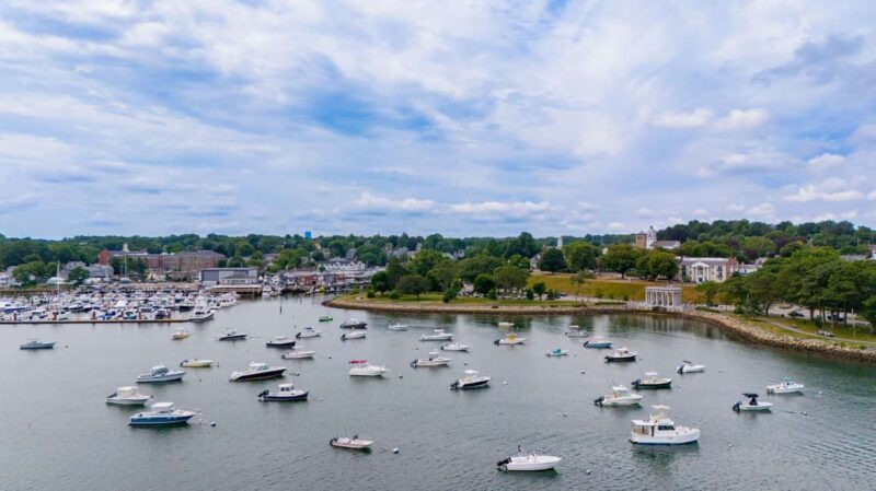 Plymouth: Stand-Up Paddleboard Rental - Analyzing the Value and Suitability