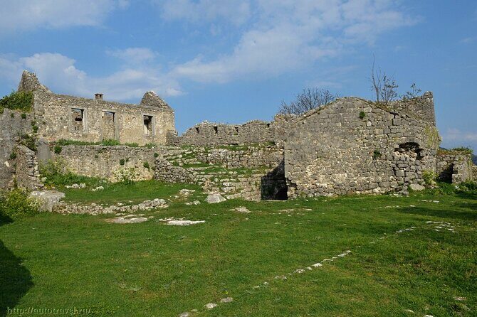 Podgorica Historic, Safari and Winery tour - Skadar lake and River Crnojevica - Transportation & Group Size