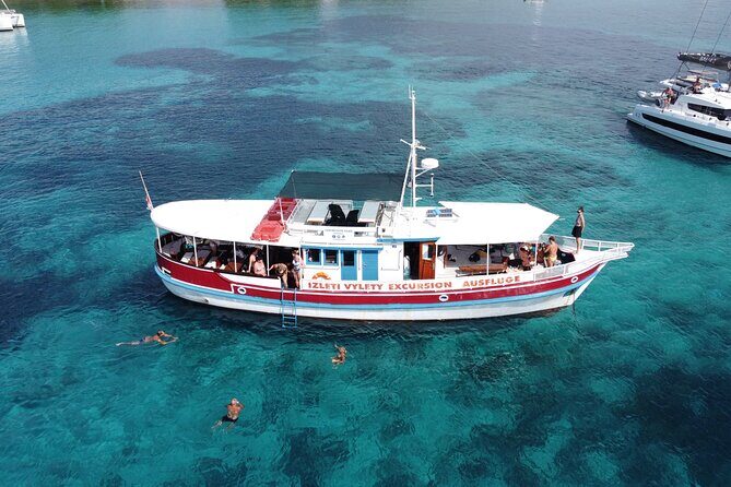 Podstrana and Jesenice, Boat trip to Bra and olta with lunch - An In-Depth Look at the Boat Trip Experience