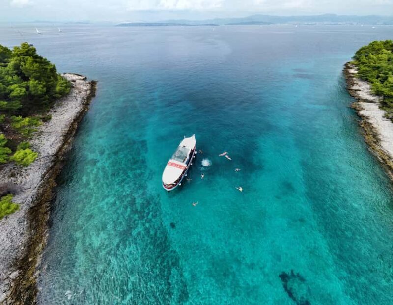 Podstrana: Full-Day Boat Trip to Bra and olta Islands - The Value in Perspective