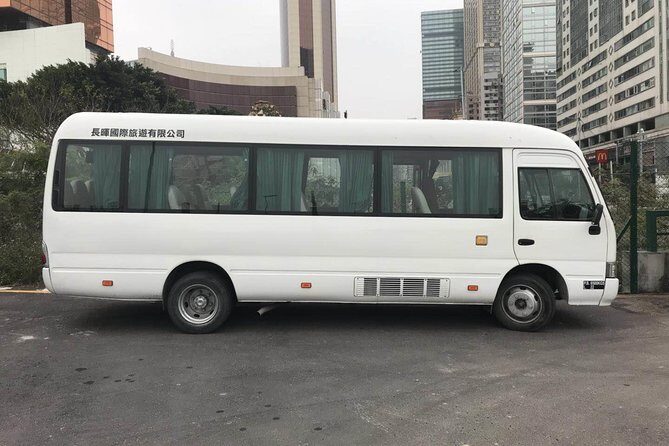 Point to Point Transfer - 20-Seat Tour Bus - What is the Point to Point Transfer – 20-Seat Tour Bus?