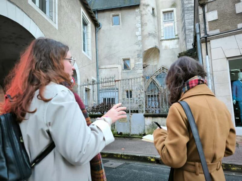 Poitiers: Eleanor of Aquitaine Walking Tour - An In-Depth Look at the Eleanor of Aquitaine Tour