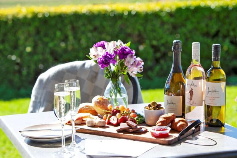 Pokolbin: Sparkling Brunch in the Vines at Audrey Wilkinson - Key Points
