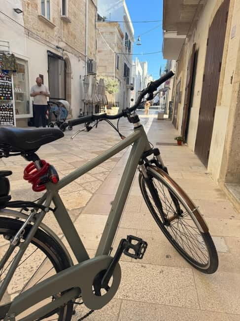 Polignano a Mare: E-Bike rental - In Summary