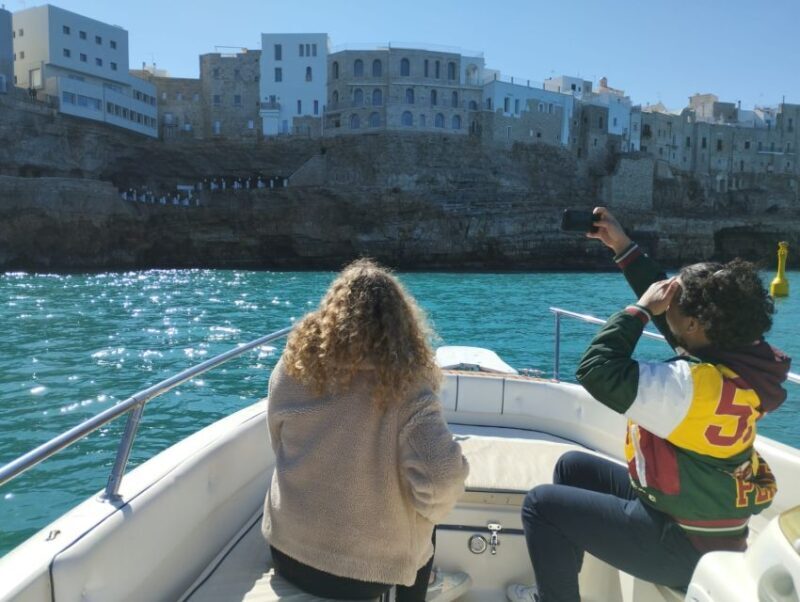 Polignano a Mare: Speedboat Cruise to Caves with Aperitif - FAQs