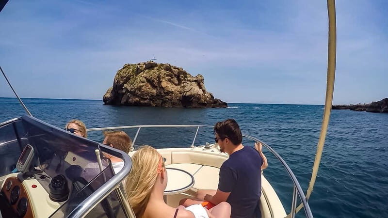 Polignano: Coastline Tour With Prosecco And Taralli & Swim - The Itinerary Breakdown: What You Can Expect