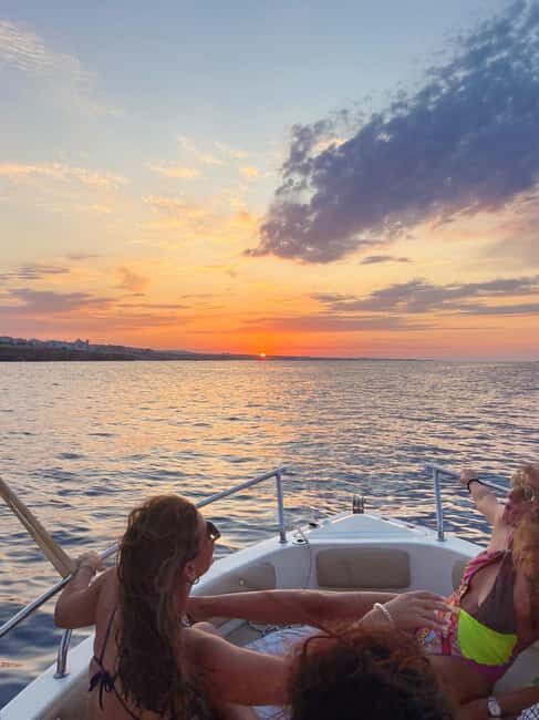 Polignano: group boat Tour between caves prosecco and snacks - Practical Tips for a Smooth Experience