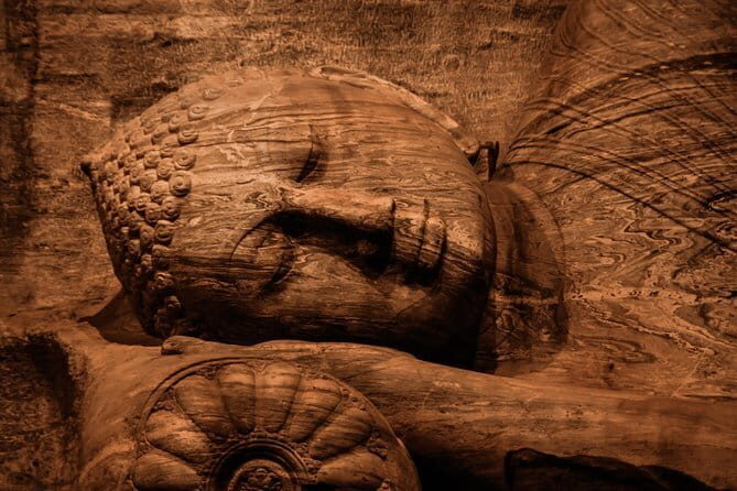 Polonnaruwa Archaeological Site Entrance Ticket with Guide - The Experience: What to Expect from the Tour