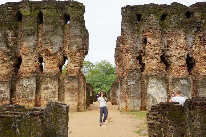 Polonnaruwa Day Tour From Kandy - Key Points