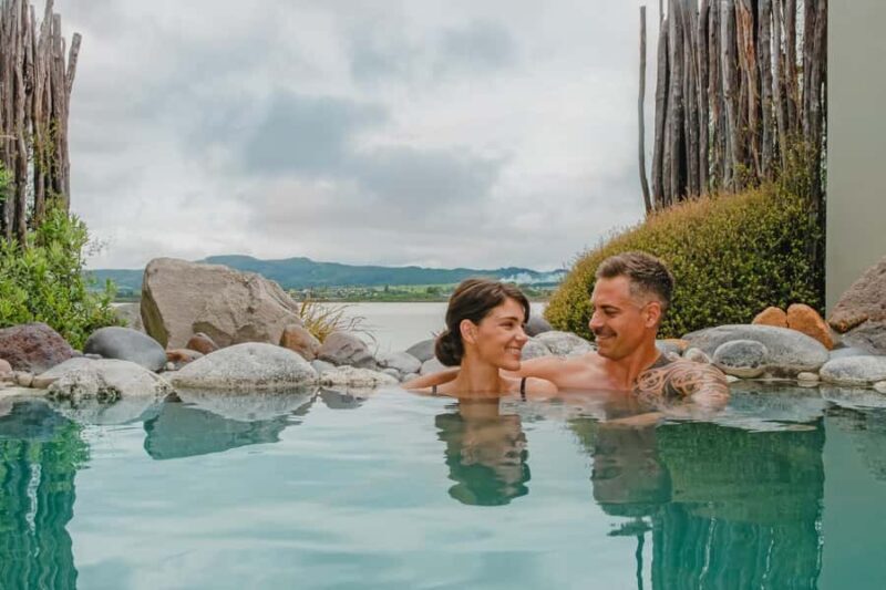 Polynesian Spa Rotorua: Lake View Private Pools Experience - The Experience in Detail