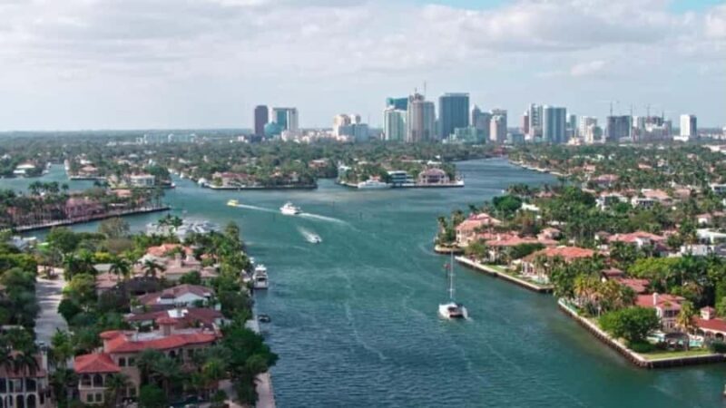 Pompano Beach: Kayak Rental - Key Points