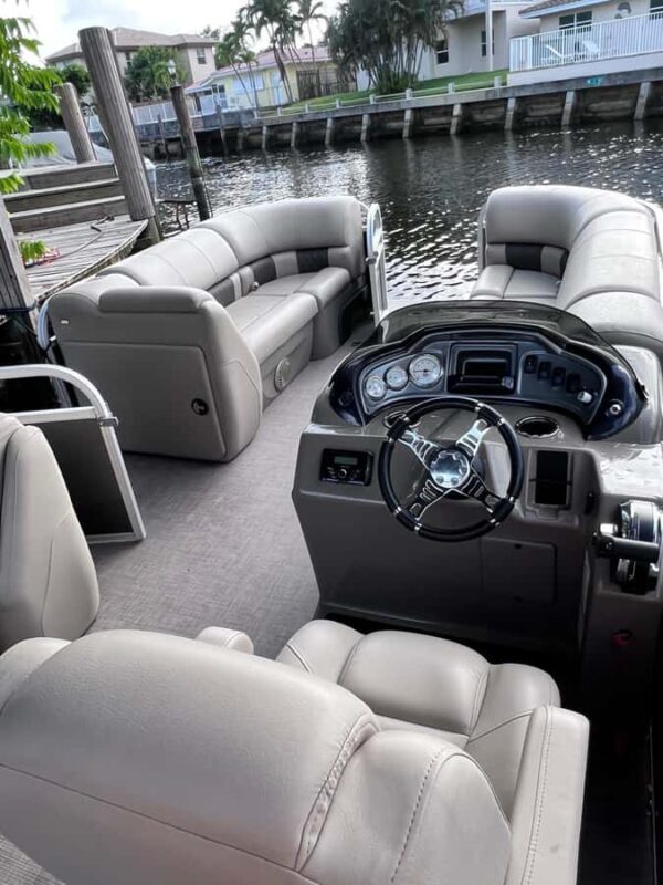 Pompano Beach: Pontoon Boat Rental - An Overview of the Experience