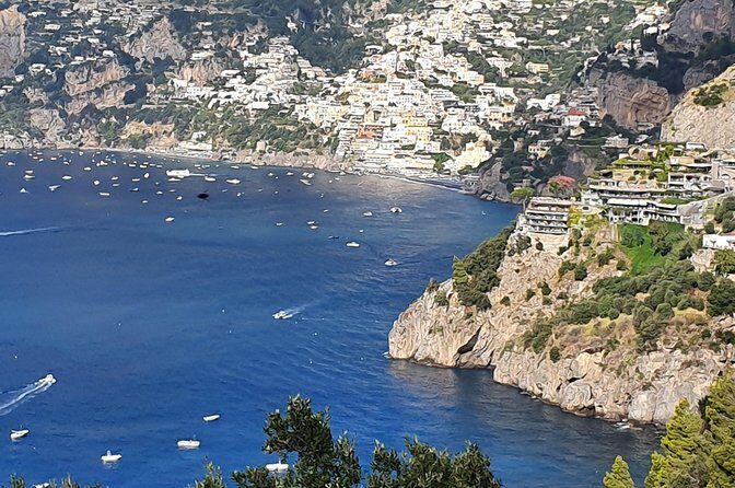 Pompeii and Amalfi coast day tour - Who is This Tour Best For?