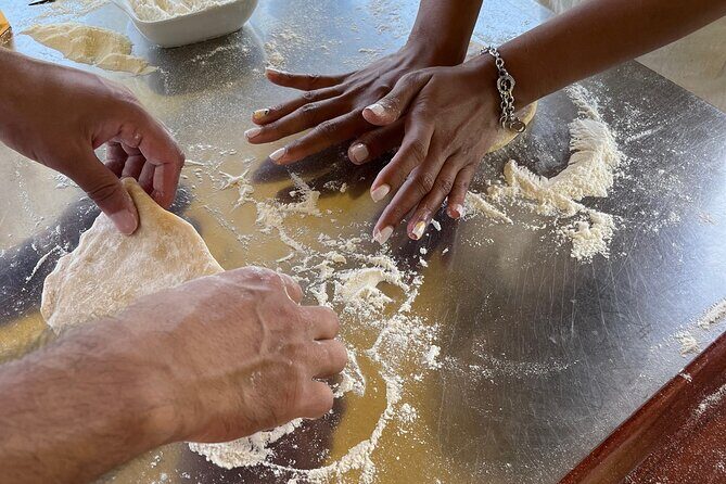 Pompeii cookink class fresh pasta - Starting Point: A Warm Welcome at Via Messigno