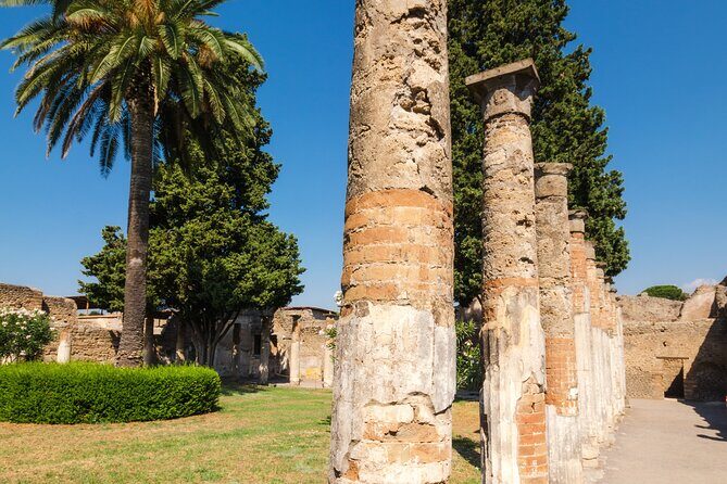 Pompeii guided group tour from Rome - What’s Included and What’s Not