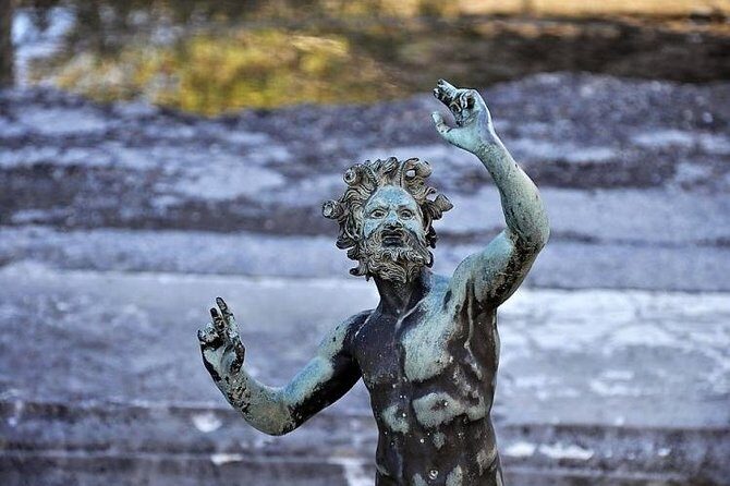 Pompeii: Guided Small Group Tour Max 6 People with Private Option - Who Should Book This Tour?