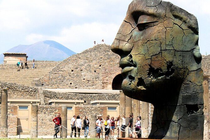 Pompeii Guided Tour with Lunch & Entry Ticket Included - Key Points
