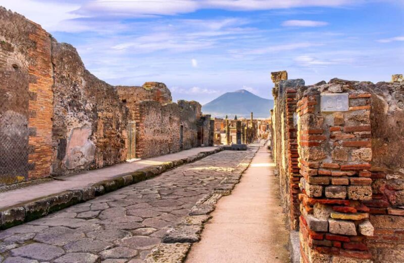 Pompeii: Guided Tour with Skip-the-Line Entry - An In-Depth Look at the Pompeii Guided Tour