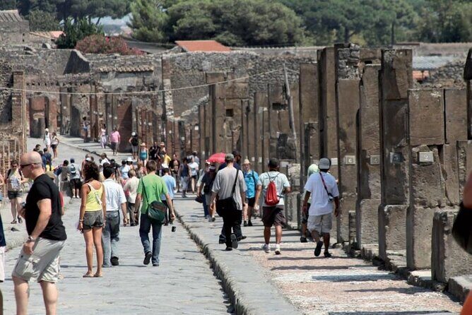 Pompeii Half Day from Naples - FAQ (Frequently Asked Questions)