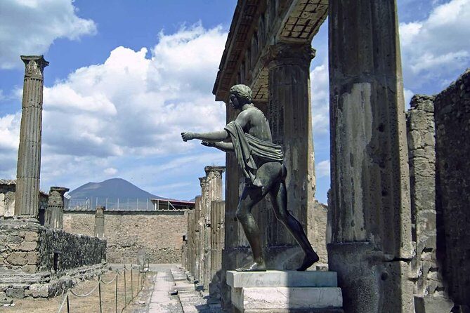 Pompeii Private Tour from Sorrento Entrance fees included - The Experience of Walking Pompeii