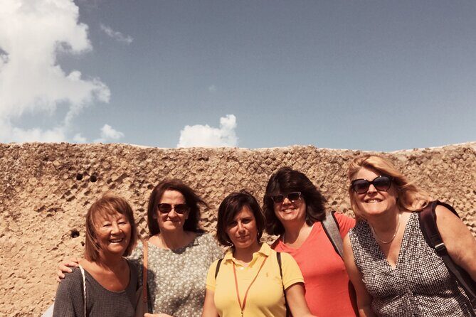 Pompeii Private Tour with an Archaeologist and Skip The Line - 3 hours - The Gladiators’ Barracks and Brothel