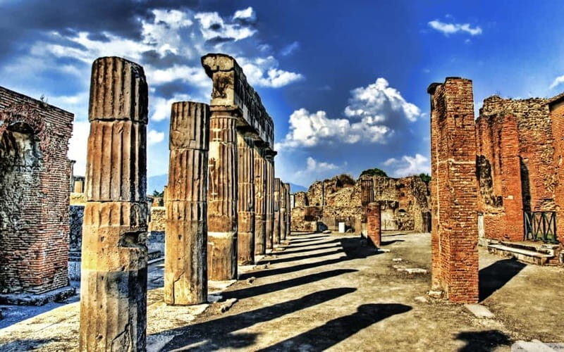 Pompeii Ruins 2-Hours Guided Tour and priority entry ticket - A Closer Look at the Pompeii Guided Tour