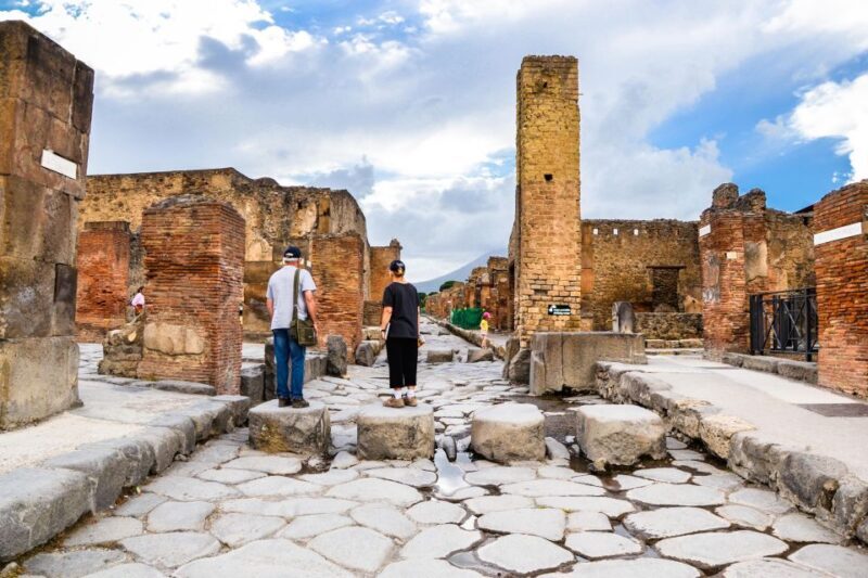 Pompeii: Skip-the-Line Ticket with Audio Guide and Map - Key Points:
