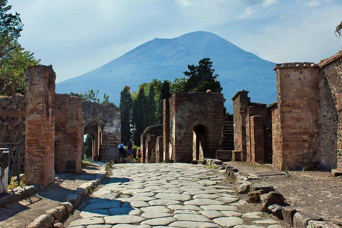 POMPEII Skip-the-Line Tour from Sorrento - Pompeii Archaeological Park