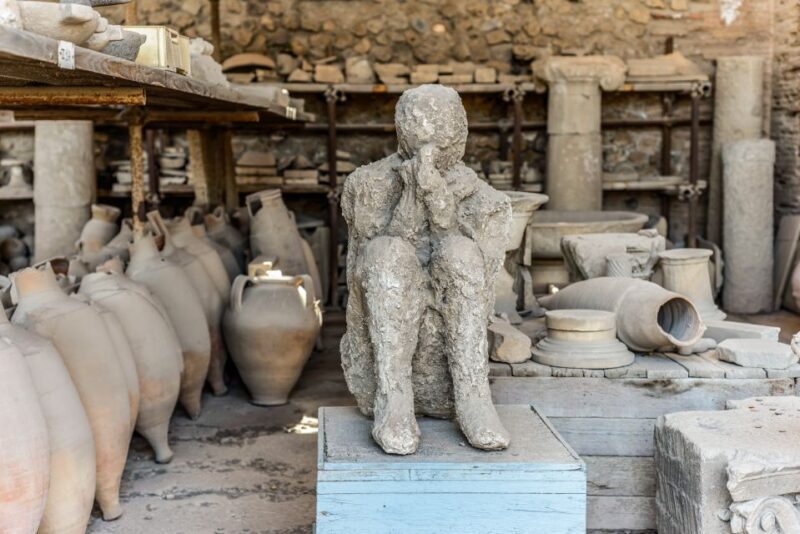 Pompeii: Small Group Tour with an Archaeologist - Practical Details