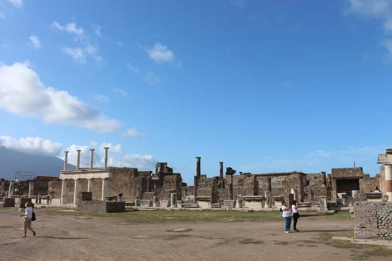 Pompeii: The Ultimate Skip-the-Line Archaeological Adventure - What Makes This Tour Stand Out?