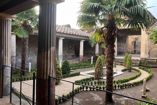 Pompeii: Walking Tour with Archaeologist and Skip-the-Line Ticket - Why This Tour Stands Out