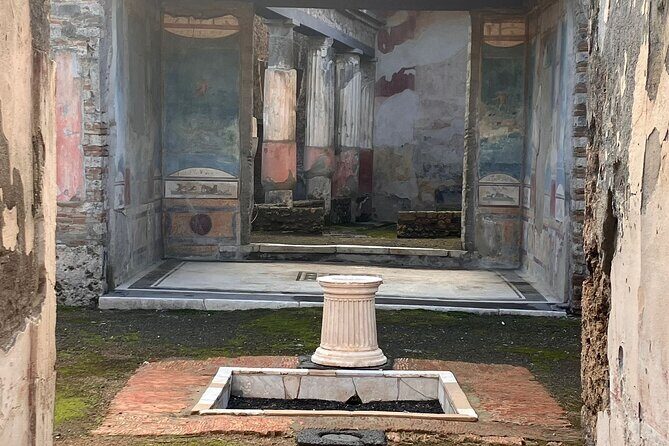 Pompeii: Walking Tour with Archaeologist and Skip-the-Line Ticket - Practicalities and Tips