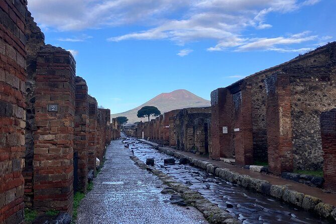 Pompeii: Walking Tour with Archaeologist and Skip-the-Line Ticket - Frequently Asked Questions
