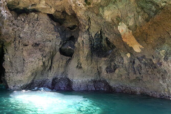 Ponta da Piedade Costal cruise and Caves-2h - Authentic Experiences from Reviews