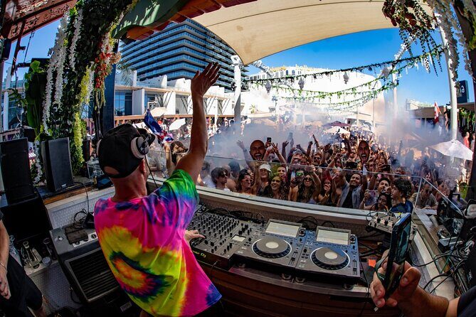 Pool Party VIP Experience with Private VIP Host in Las Vegas - The Value of This VIP Pool Party