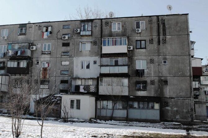 Poor Neighborhoods, Prison and Gypsy Castles - Private Tour - A Look Into Bucharest’s Hidden Side