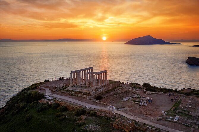 Poros: Daily Swimming Cruise - Explore Saronic Islands - Onboard Experience: Comfort and Convenience