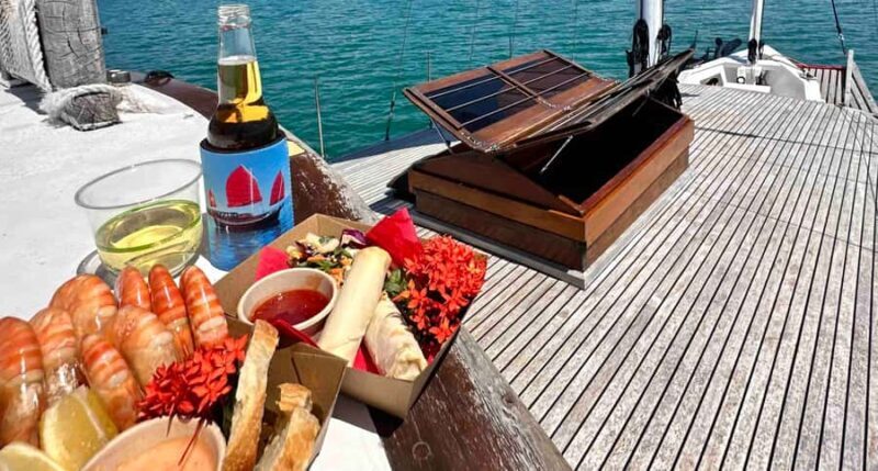 Port Douglas: Shaolin Seafood Lunch Sail, with Fresh Prawns - Practical Tips and Considerations