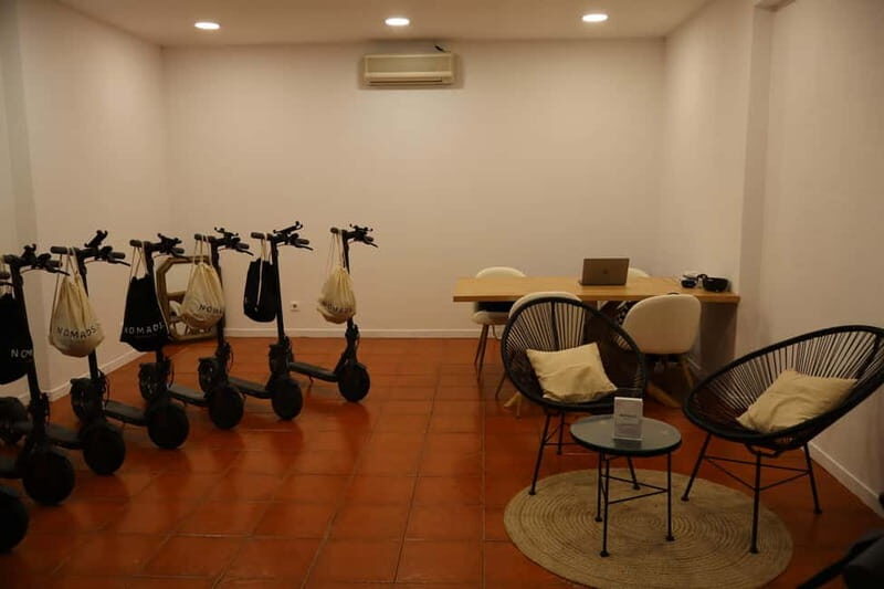 Portimão: E-Scooter Rental with Custom Routes - Key Points