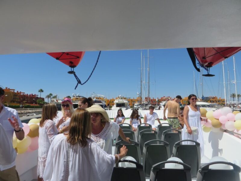 Portimão: Private Benagil Caves Catamaran and Kayak Tour - FAQ