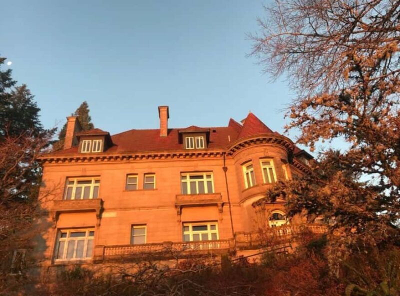 Portland: City Tour with Rose Garden and Donut Tasting - Authentic Experiences that Matter