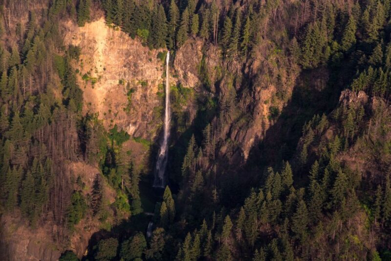 Portland: Columbia Gorge Waterfalls 40-Minute Scenic Flight - Who Should Book This Tour?