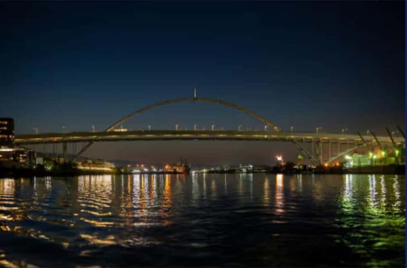 Portland: Private Pontoon Cruise on the Willamette River - What Past Travelers Say